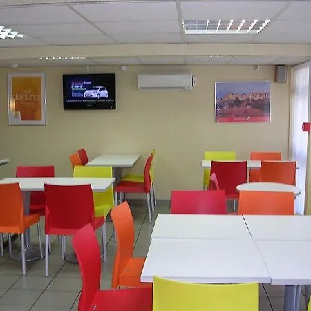 Premiere Classe Hotell