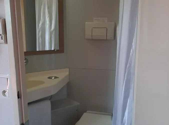 Szálloda Premiere Classe Carcassone